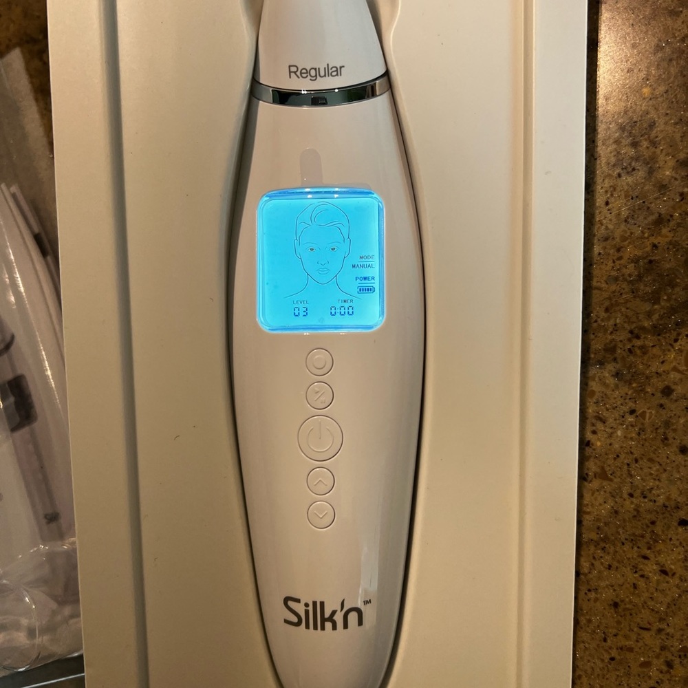 Silk'n Revit Prestige Microdermabrasion - like new
